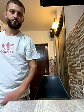 ElChapoGuzman95 online show from 6, 10, 2025