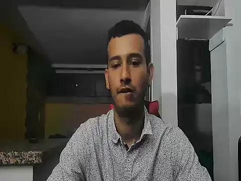 Snapshot of talktome4 chatting on 21, 6, 2026 talktome4 online show from 21, 6, 2026
