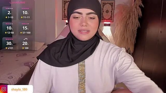 shayla 18 online show from 20, 12, 2025