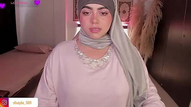 shayla 18 online show from 10, 2, 2026