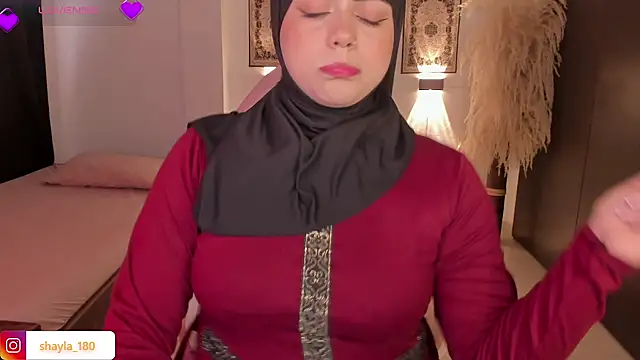 shayla 18 online show from 11, 11, 2025