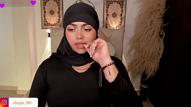 shayla 18 online show from 28, 7, 2026