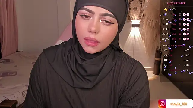 shayla 18 online show from 25, 2, 2025