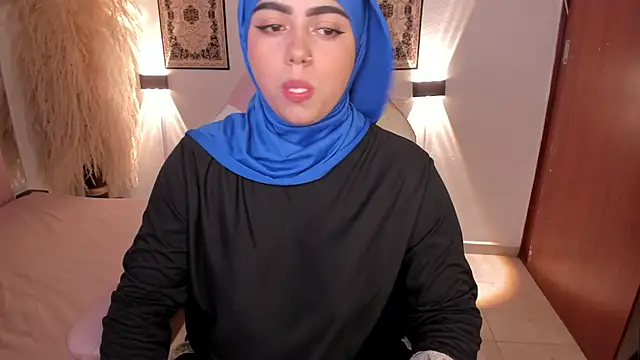 shayla 18 online show from 24, 1, 2025