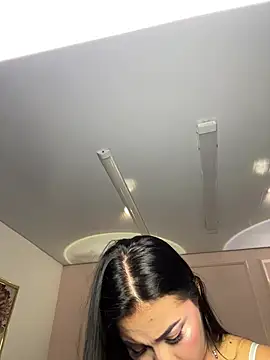 Snapshot of Miss_blue69 chatting on 10, 6, 2026 Miss blue69 online show from 10, 6, 2026