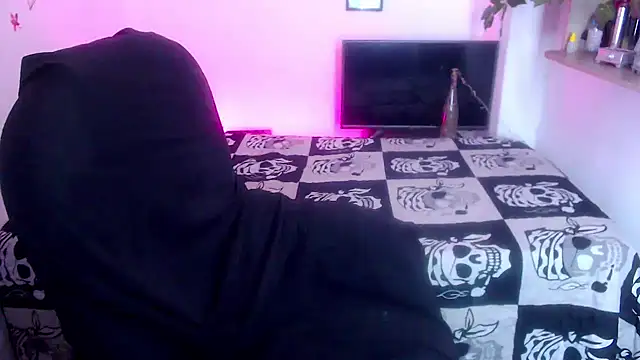 menfismuller2 online show from 7, 11, 2025