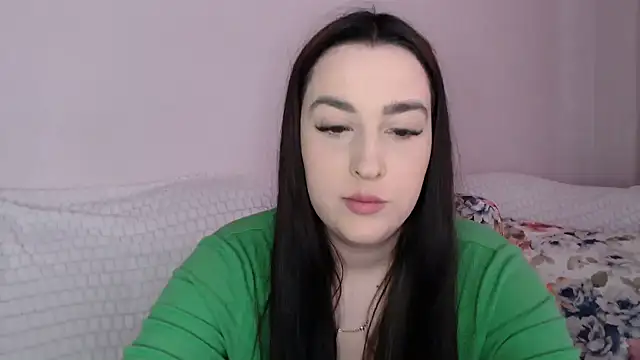 Snapshot of vitalina_freedom chatting on 5, 3, 2025 vitalina freedom online show from 5, 3, 2025