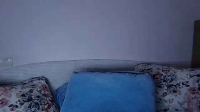 Snapshot of vitalina_freedom chatting on 28, 11, 2025 vitalina freedom online show from 28, 11, 2025