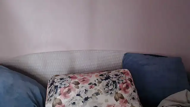 Snapshot of vitalina_freedom chatting on 31, 10, 2025 vitalina freedom online show from 31, 10, 2025