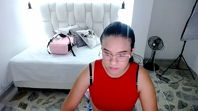 tiffany  pink online show from 15, 3, 2025