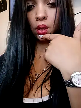 Dione   online show from 12, 3, 2026