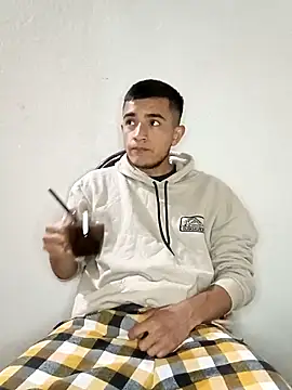 Thick Cock online show from 17, 10, 2025