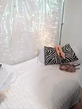 MaggieMoonxxx online show from 16, 3, 2025