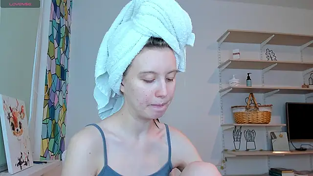 Peggy Beauty online show from 11, 10, 2025