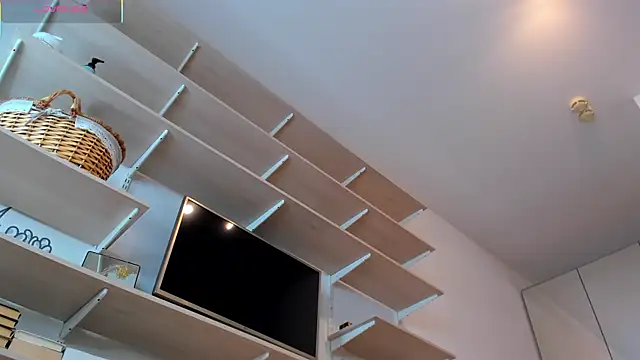 Peggy Beauty online show from 11, 1, 2026