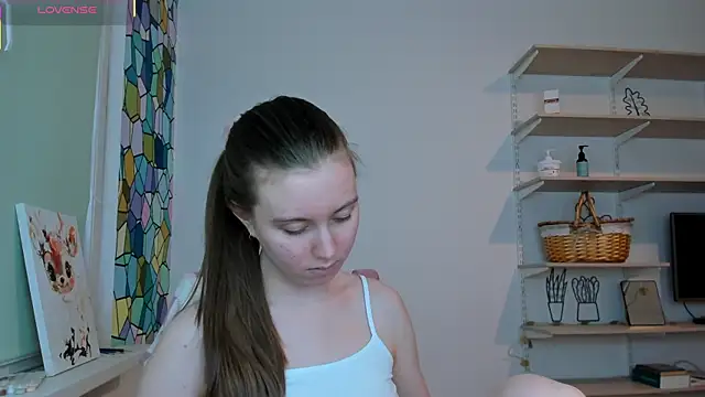 Peggy Beauty online show from 25, 11, 2025