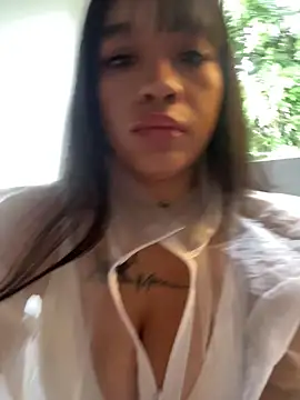 Snapshot of HannahW_ chatting on 1, 2, 2026 HannahW online show from 1, 2, 2026