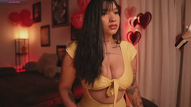 Snapshot of HannahW_ chatting on 20, 2, 2026 HannahW online show from 20, 2, 2026