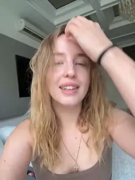 Snapshot of Nura_n_Sarah chatting on 23, 11, 2025 Nura n Sarah online show from 23, 11, 2025