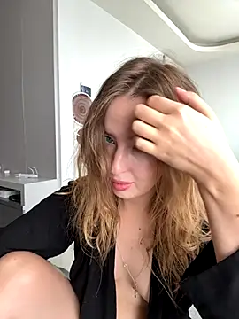 Snapshot of Nura_n_Sarah chatting on 2, 11, 2025 Nura n Sarah online show from 2, 11, 2025