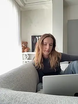 Snapshot of Nura_n_Sarah chatting on 3, 5, 2026 Nura n Sarah online show from 3, 5, 2026