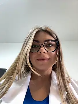 alicee16 online show from 4, 10, 2025