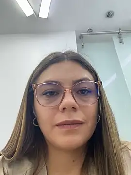 alicee16 online show from 9, 3, 2025