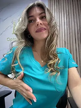 Snapshot of alicee16 chatting on 13, 6, 2026 alicee16 online show from 13, 6, 2026