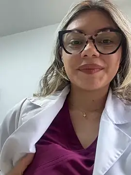 alicee16 online show from 25, 10, 2025