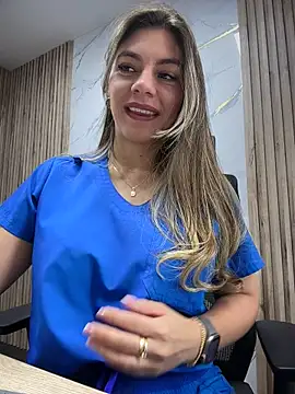 alicee16 online show from 25, 4, 2026