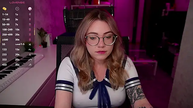 RemyCute online show from 12, 9, 2025