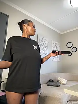 Neelo-Smith online show from 4, 10, 2025