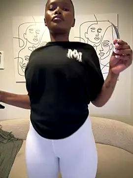 Neelo-Smith online show from 7, 10, 2025