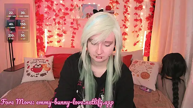 Snapshot of EmmyBunny chatting on 22, 9, 2025 EmmyBunny online show from 22, 9, 2025