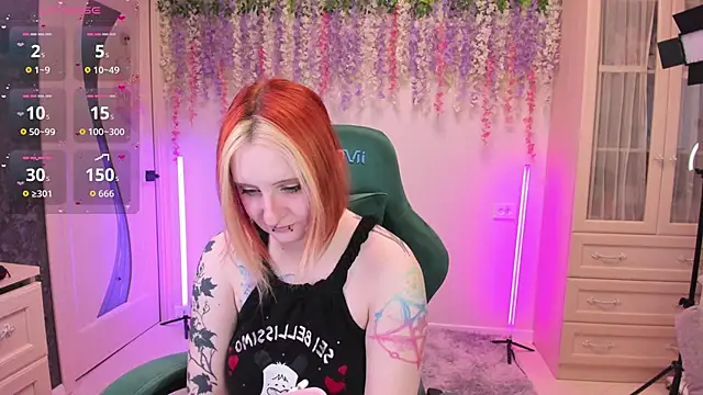 EmmyBunny online show from 18, 4, 2026