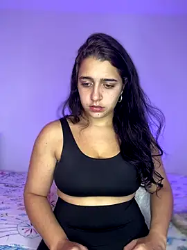 Alicia Ruiz online show from 11, 11, 2025