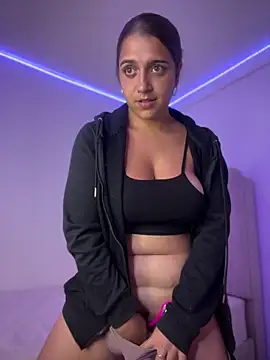 Alicia Ruiz online show from 23, 3, 2026