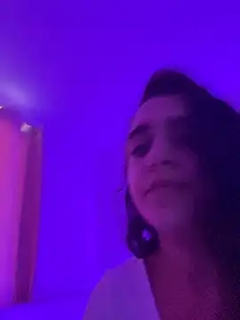 Alicia Ruiz online show from 14, 11, 2025