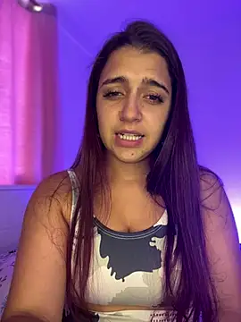 Alicia Ruiz online show from 7, 3, 2025