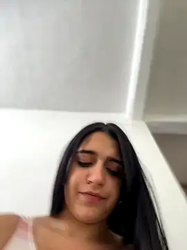 Alicia Ruiz online show from 12, 9, 2025