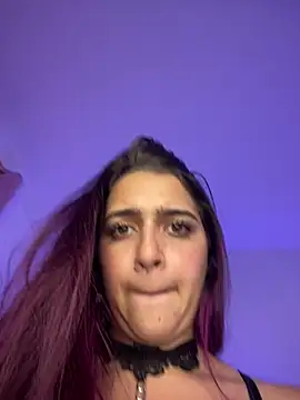 Alicia Ruiz online show from 9, 3, 2025