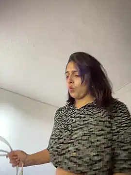 Alicia Ruiz online show from 23, 5, 2026