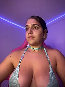 Alicia Ruiz online show from 4, 4, 2026