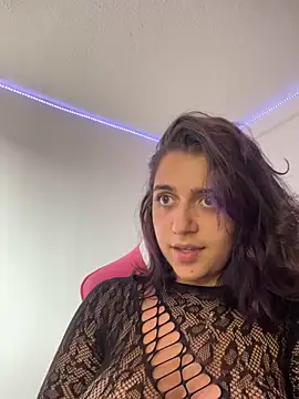 Alicia Ruiz online show from 2, 6, 2026