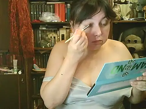 CarrieQPeach online show from 18, 10, 2025