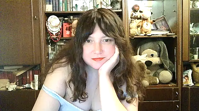 CarrieQPeach online show from 5, 1, 2025