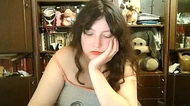 CarrieQPeach online show from 11, 12, 2024