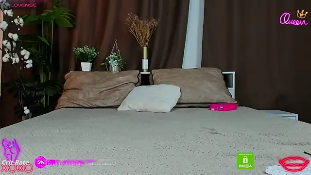 Lollita Lewis online show from 12, 1, 2026