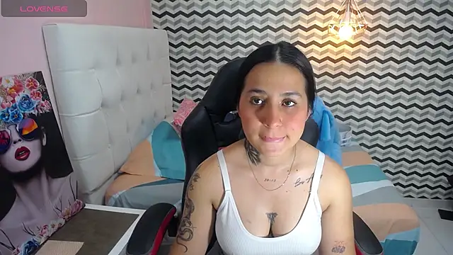 tianapiket online show from 5, 3, 2025