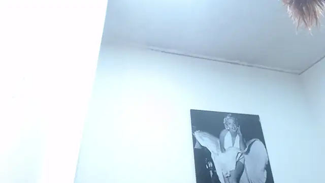 camilleDiaz16 online show from 9, 1, 2026